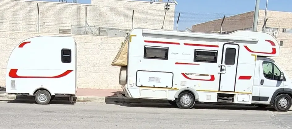 קרוואן קטן 2.5–3 מ׳