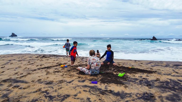 אוטוקראוון
