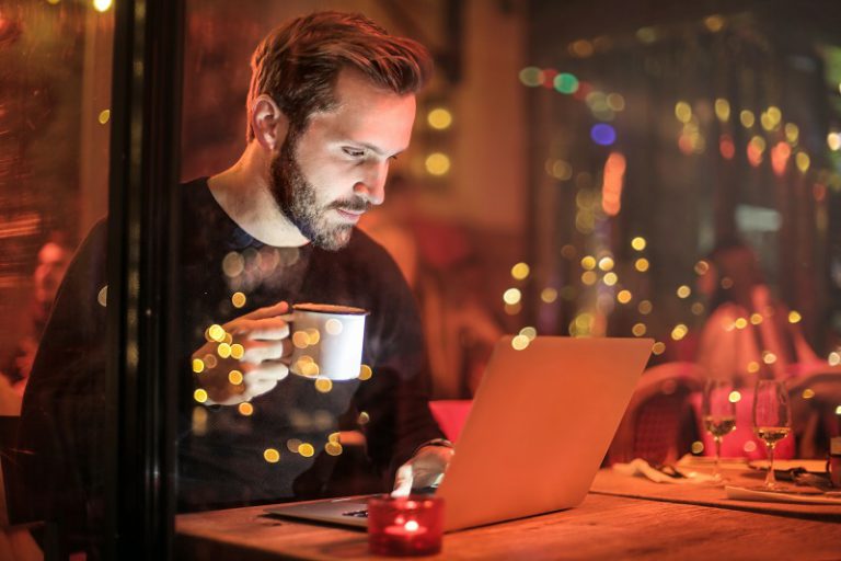 אוטוקראוון למכירה